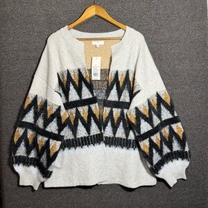 New Directions Gray and Gold Geometric Open Sweater